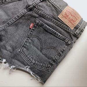501 Black Levi Jean Shorts